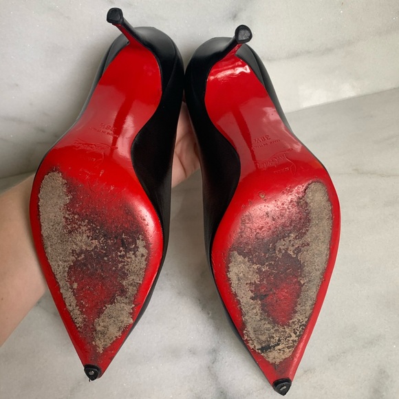 Christian Louboutin Décolleté Heels - Picture 5 of 6